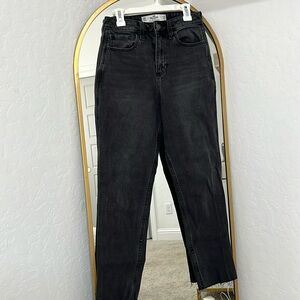 Black Curvy High Rise Mom Jean